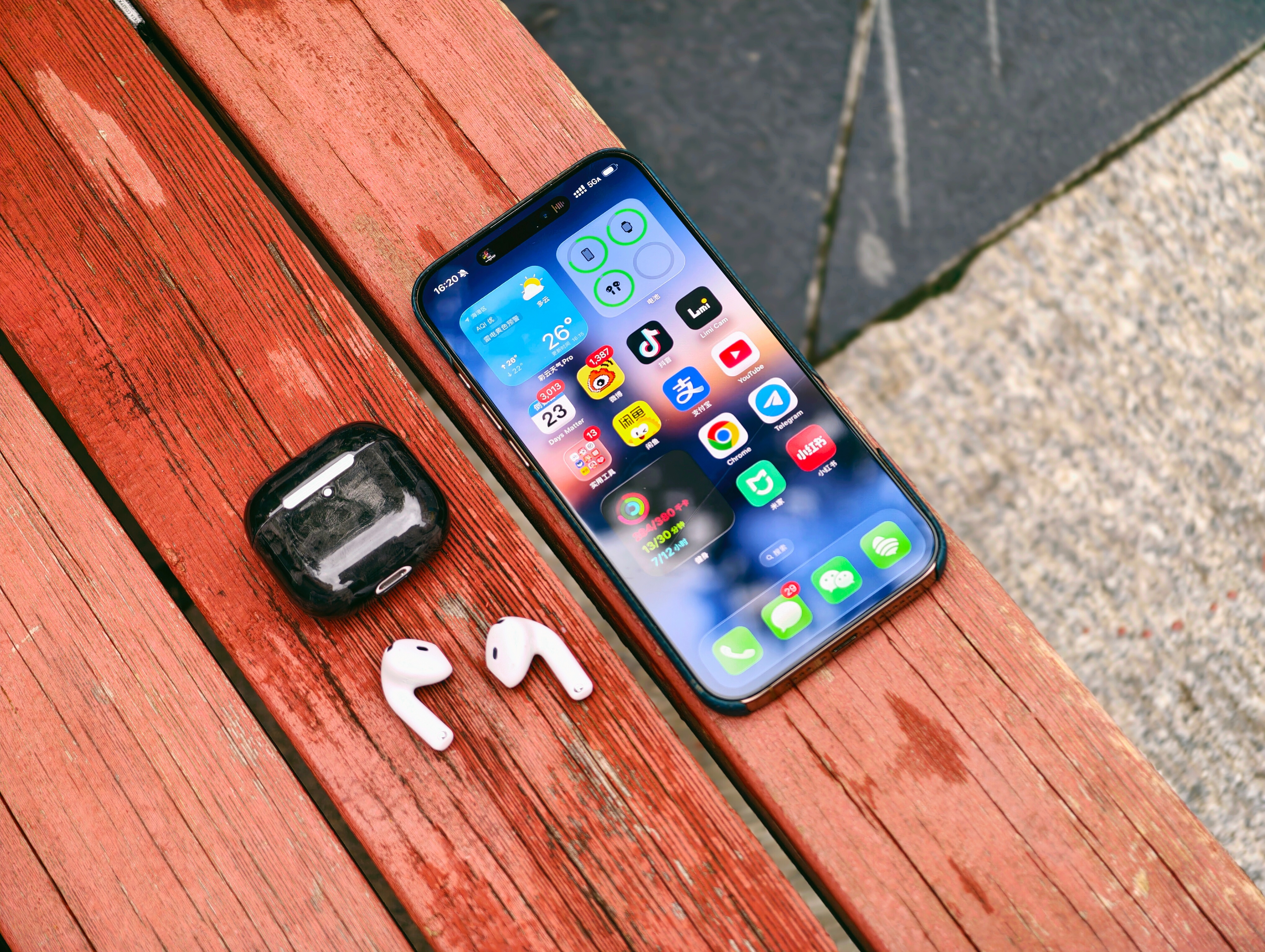 最近好像被库克远程施法了。偶尔遇到  AirPods 4 弹窗但是链接不上的情况