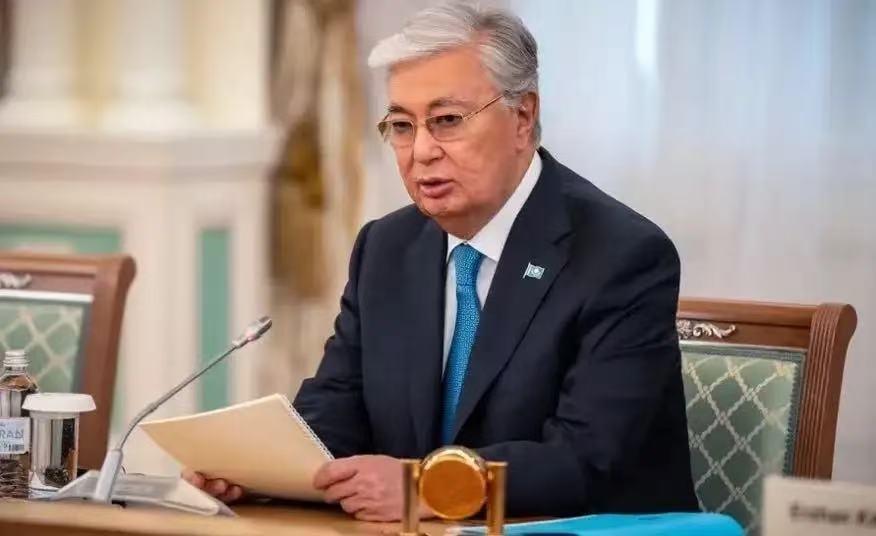 哈萨克斯坦总统访问日本，呼吁取消核威胁，反将日本一军

日本拉拢中亚耍心机！邀五