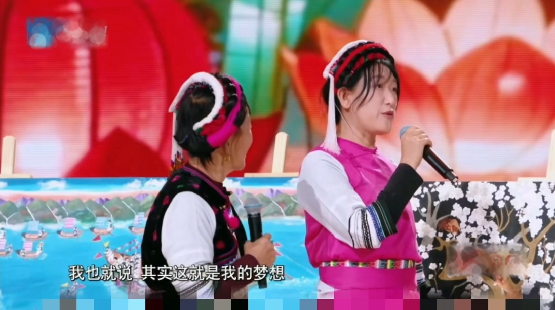 杨丽萍甄子丹争相收藏一只鸡 浙江卫视银龄春晚上的嬢嬢太了不起！她缝的布鸡，让杨丽