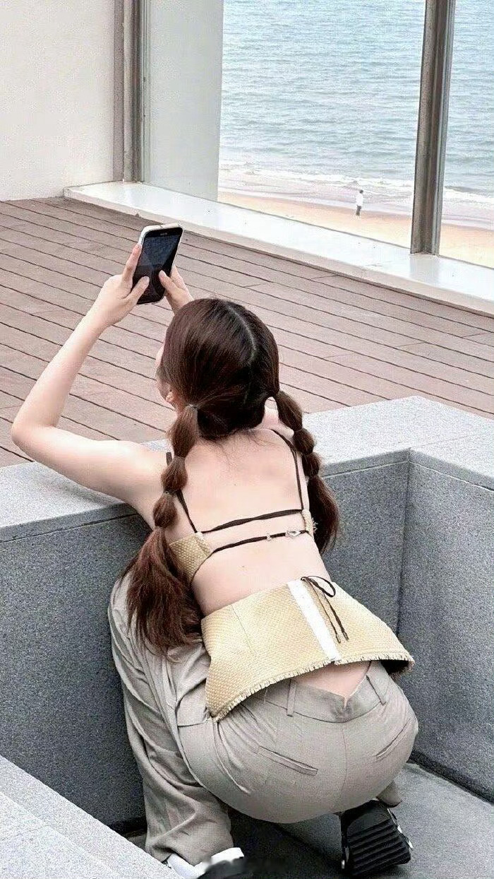虞书欣身材真不错[色] ​​​