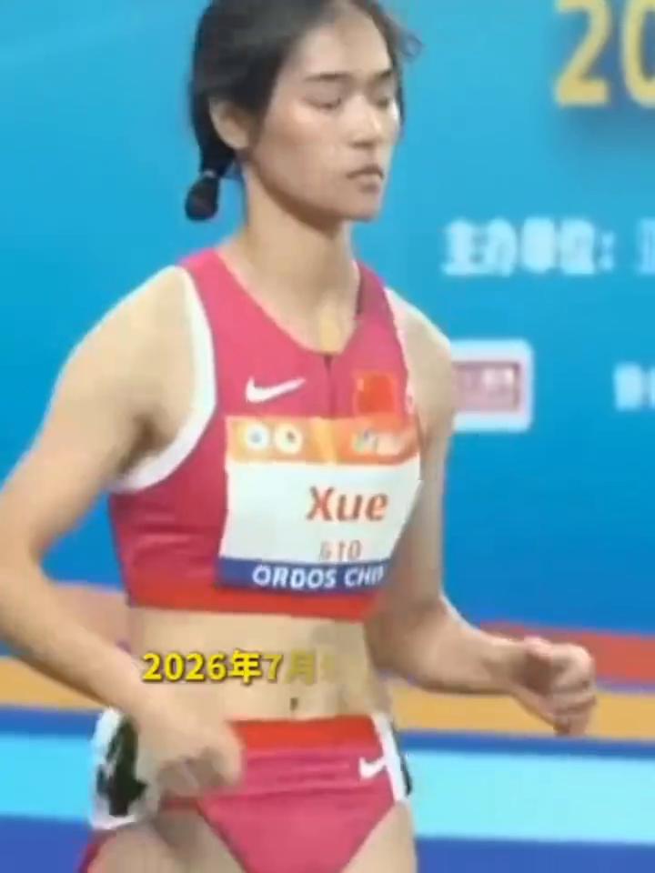 薛坤指在后程同样赶上山西爱宇，现在薛坤指应该是保持在领先的位置率先冲线。恭喜薛坤