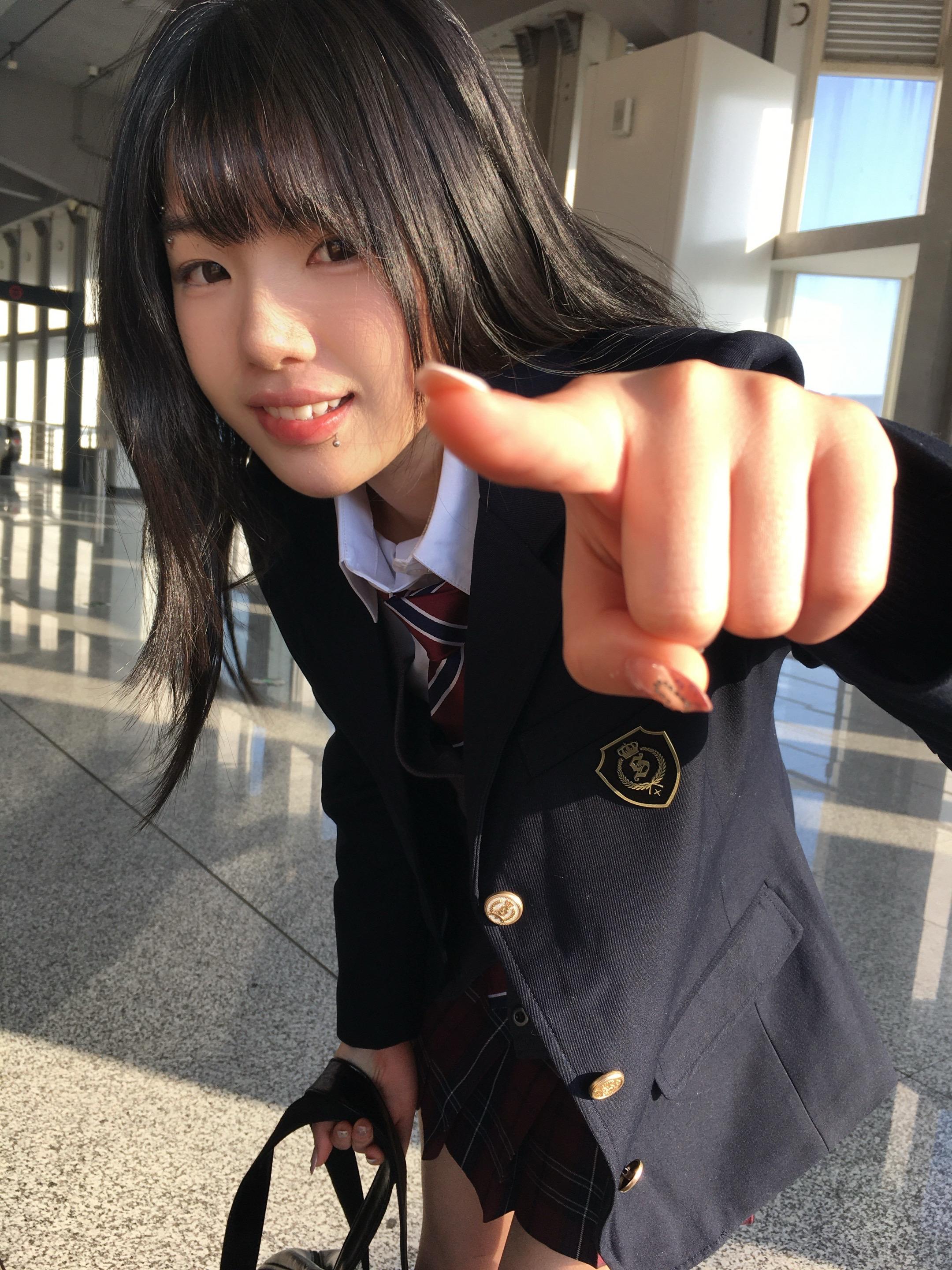 那些骂我的人看到我长这样还忍心骂我吗。