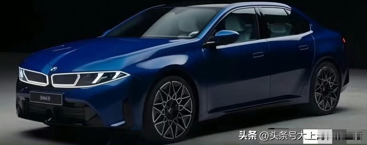 宝马全新i3提前曝光！[哆啦A梦吃惊]
非常帅啊！[爱慕]
虽然和概念车比还是差