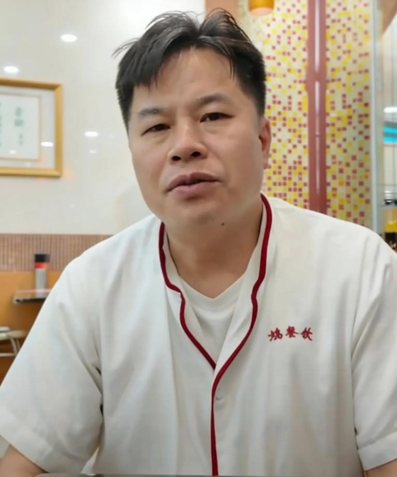 5年2000次外卖熟客突然消失，老板一做法全网破防
 2026年南方小年将至，广