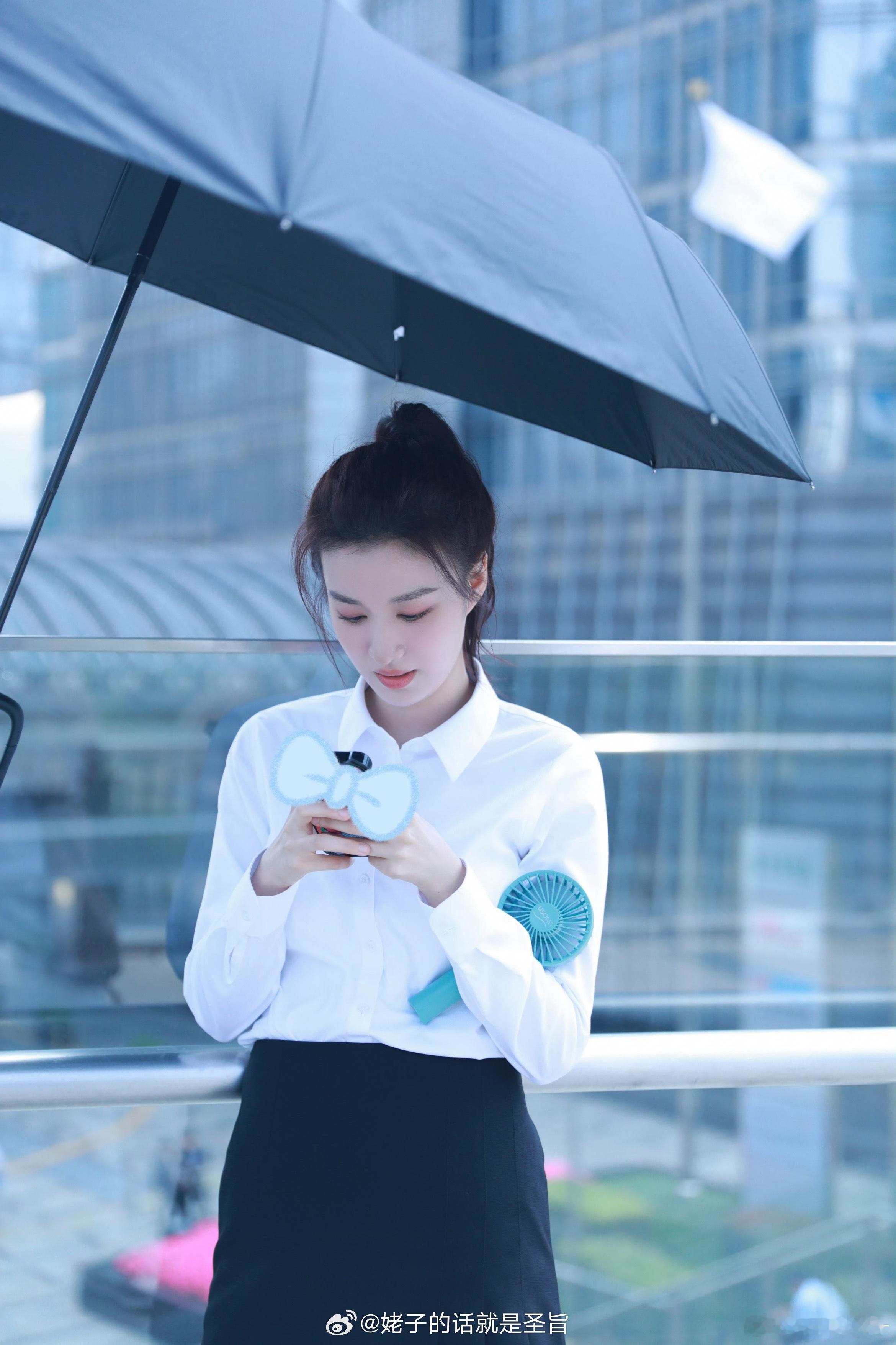 王楚然新剧角色叫钱菲，男主叫李亦非很难不让人联想到刘亦菲…… 