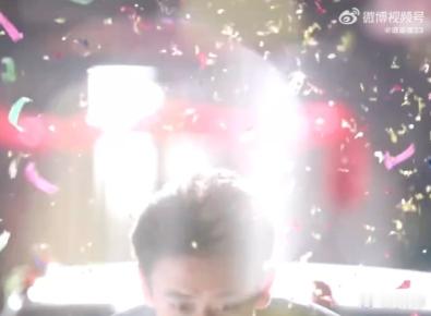 让郭晓婷王天辰二搭的人简直是天才 被这俩人的眼神戏杀疯了，郭晓婷和王天辰二搭就像