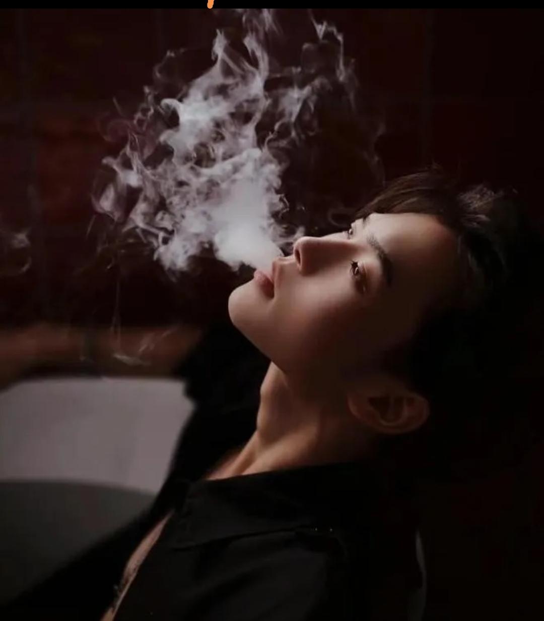 婚姻里的冷，从不是突然降临的，而是一场攒够失望的慢冷。女人的沉默从不是懒于沟通，