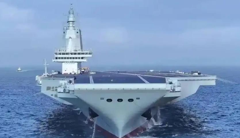 航母真的没用了吗？

各类高超音速导弹、智能无人机接连问世，精准克制大型海面舰艇