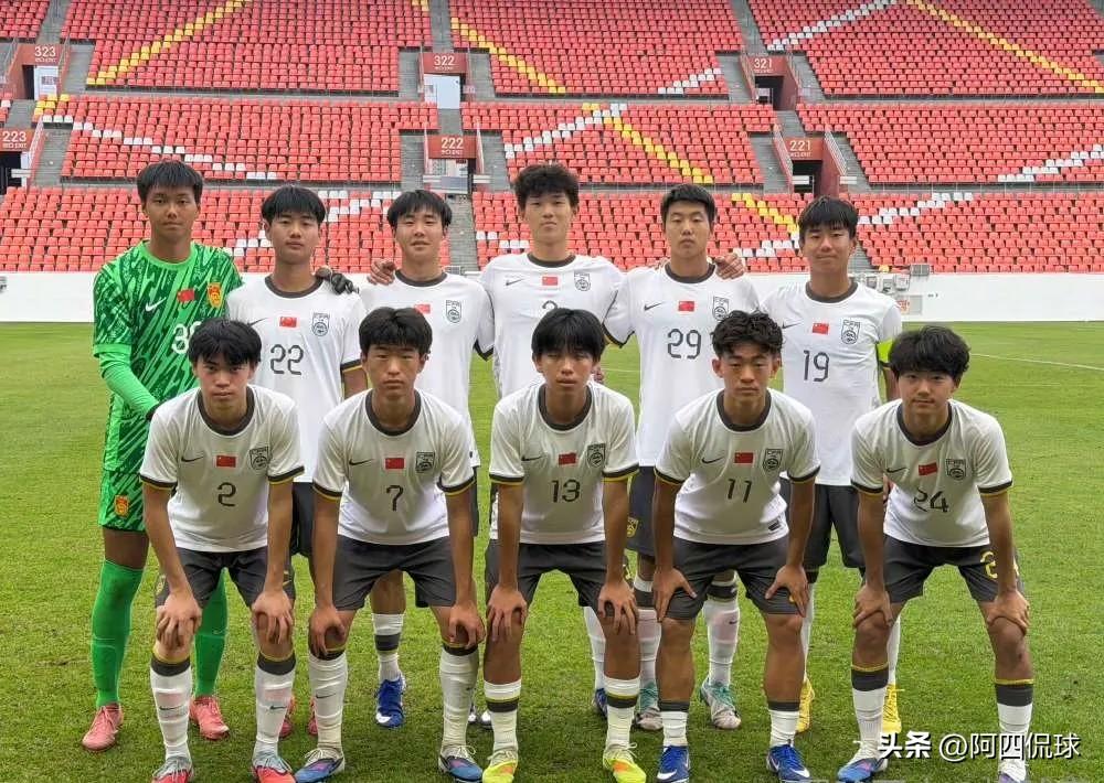 今天封闭热身赛，，日本籍主教练浮嶋敏带领的中国U17国少队点球大战战胜塔吉克斯坦