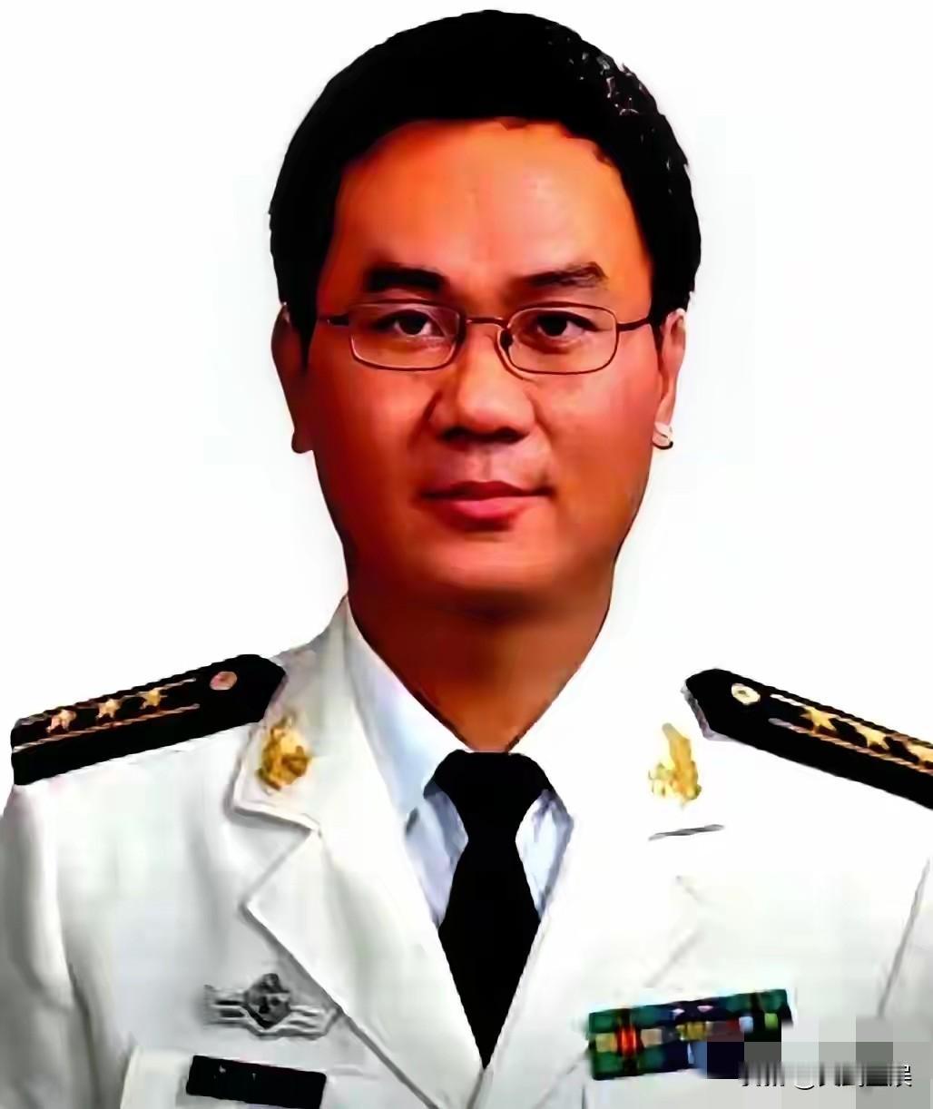 刚看这消息，我是真觉得有些“西方定论”就是用来打破的。
 
福建舰才交接，47岁