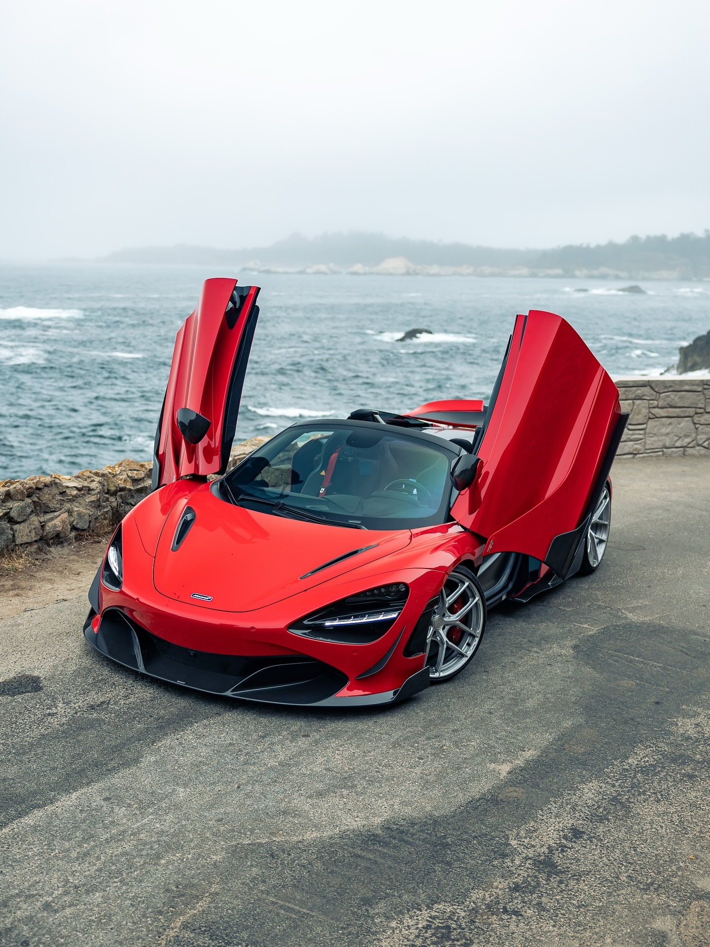 壮丽的景色和一件杰作 🏎️ mclaren720s...迈凯伦720s豪车超跑