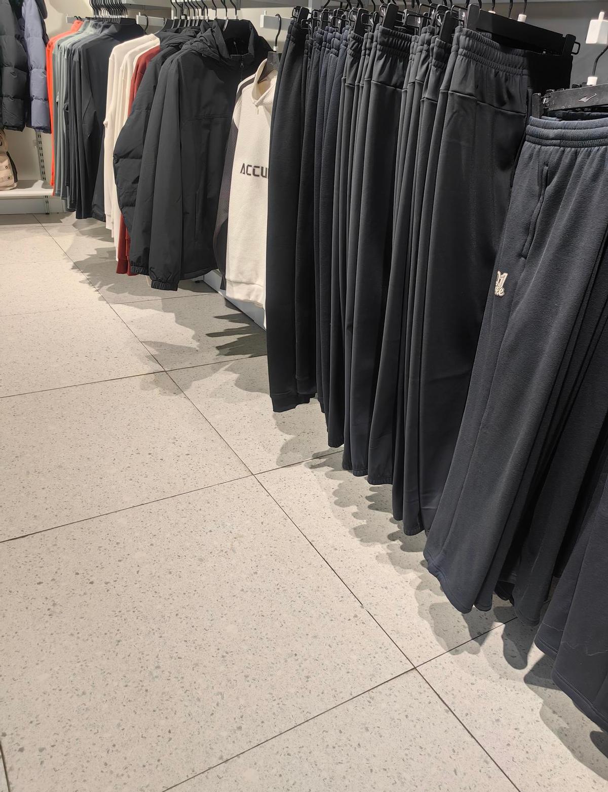 试工期不给钱，这事儿真不是啥新鲜事了。
你签了合同，进了公司，前三天白干，还不算