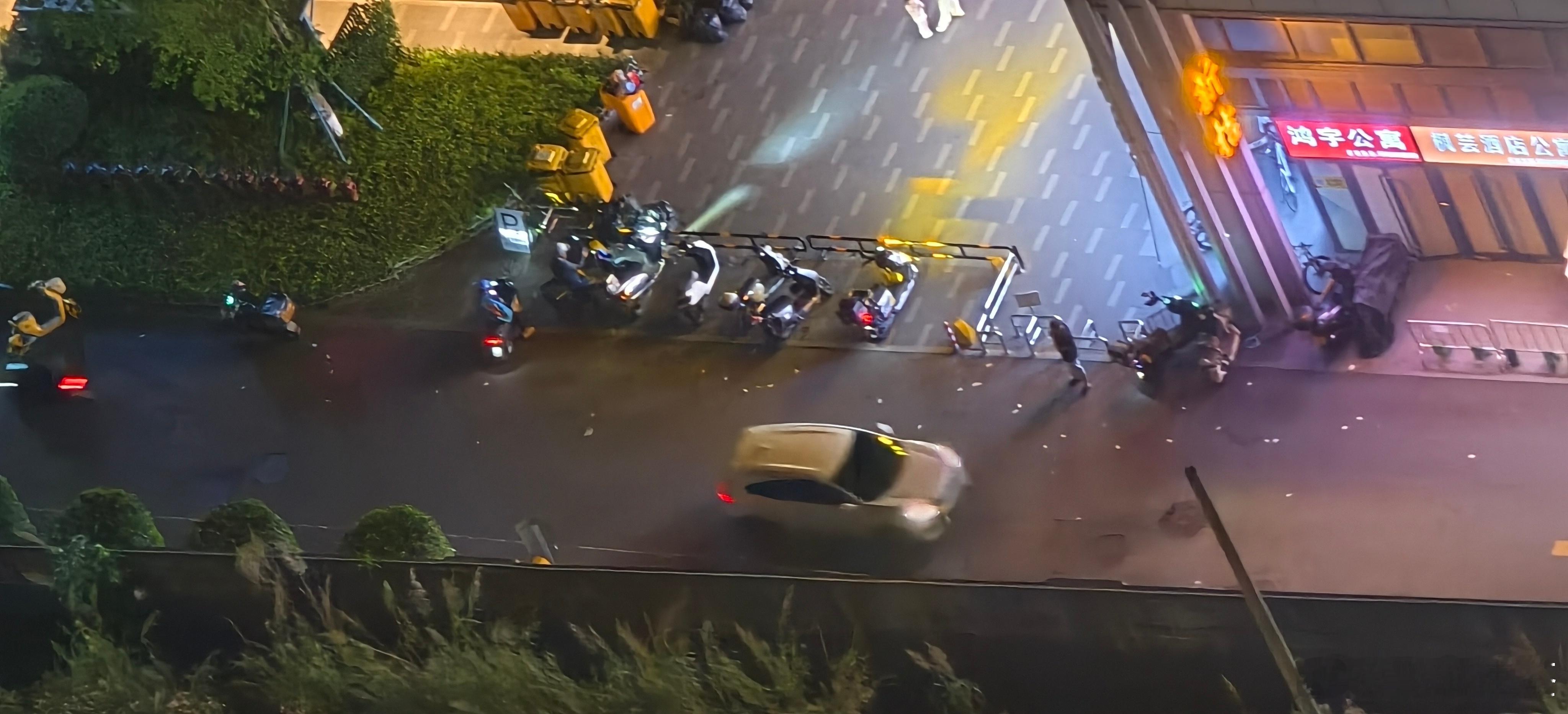 张雪机车为什么被罚中国摩托车也是可以在国际大舞台大展拳脚的，但是最近这一个月隔壁