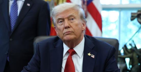 当地时间10月12日韩国方面松口说，企划财政部长官崔相穆下周要去美国会晤，主打一