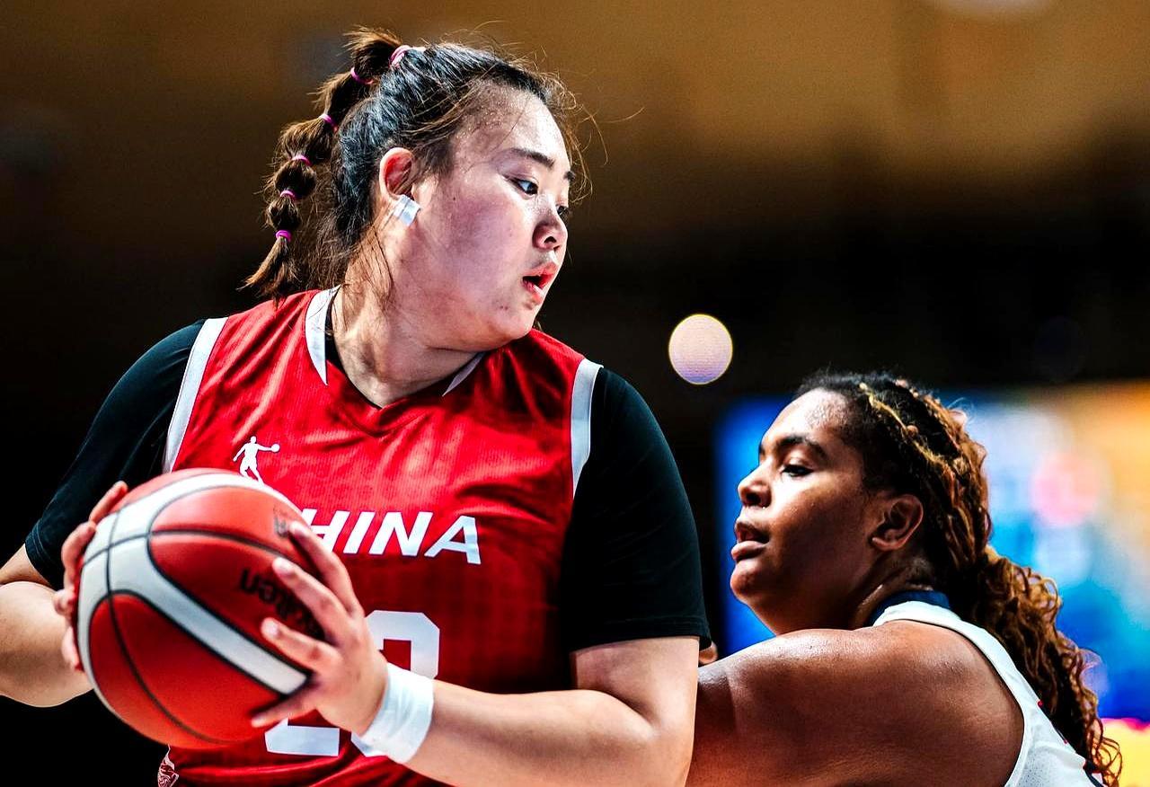 热身赛3场得分王刘禹彤，还是落选了世预赛大名单。
 
刚结束的武汉对阵捷克热身赛