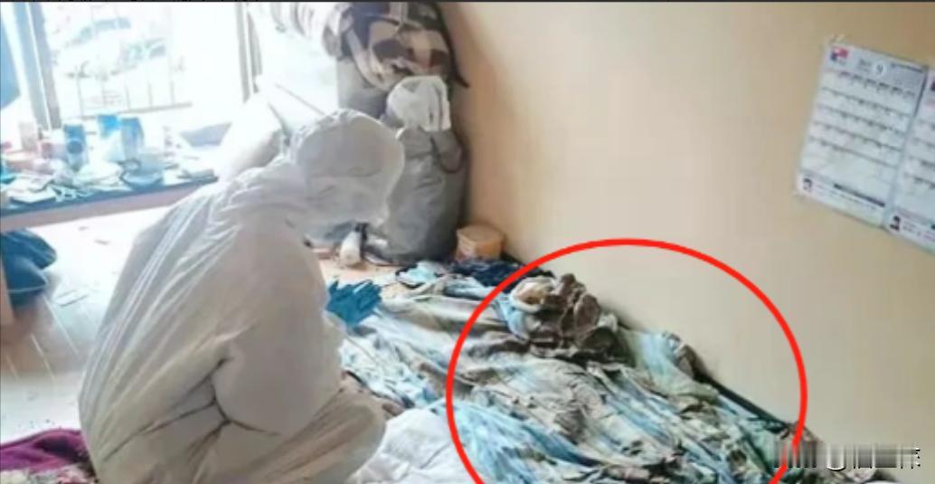 死了都没人收尸！四川一男子在家中去世，尸臭味道飘散整个小区，大半年才被发现！开锁