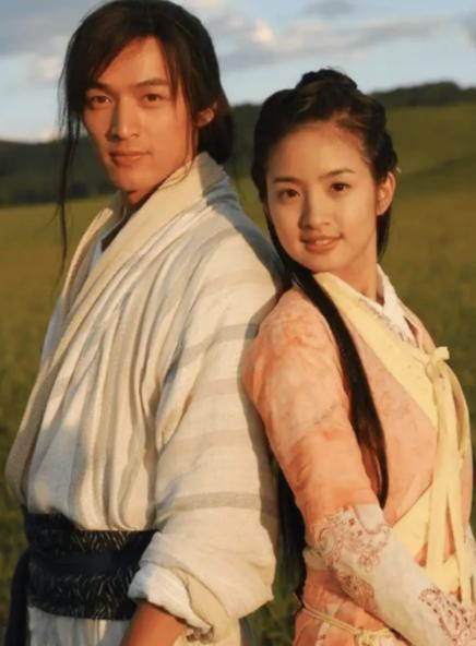 枫谈武侠：郭靖黄蓉和杨过小龙女，谁的爱情更让人向往？

金庸笔下的武侠世界里，郭