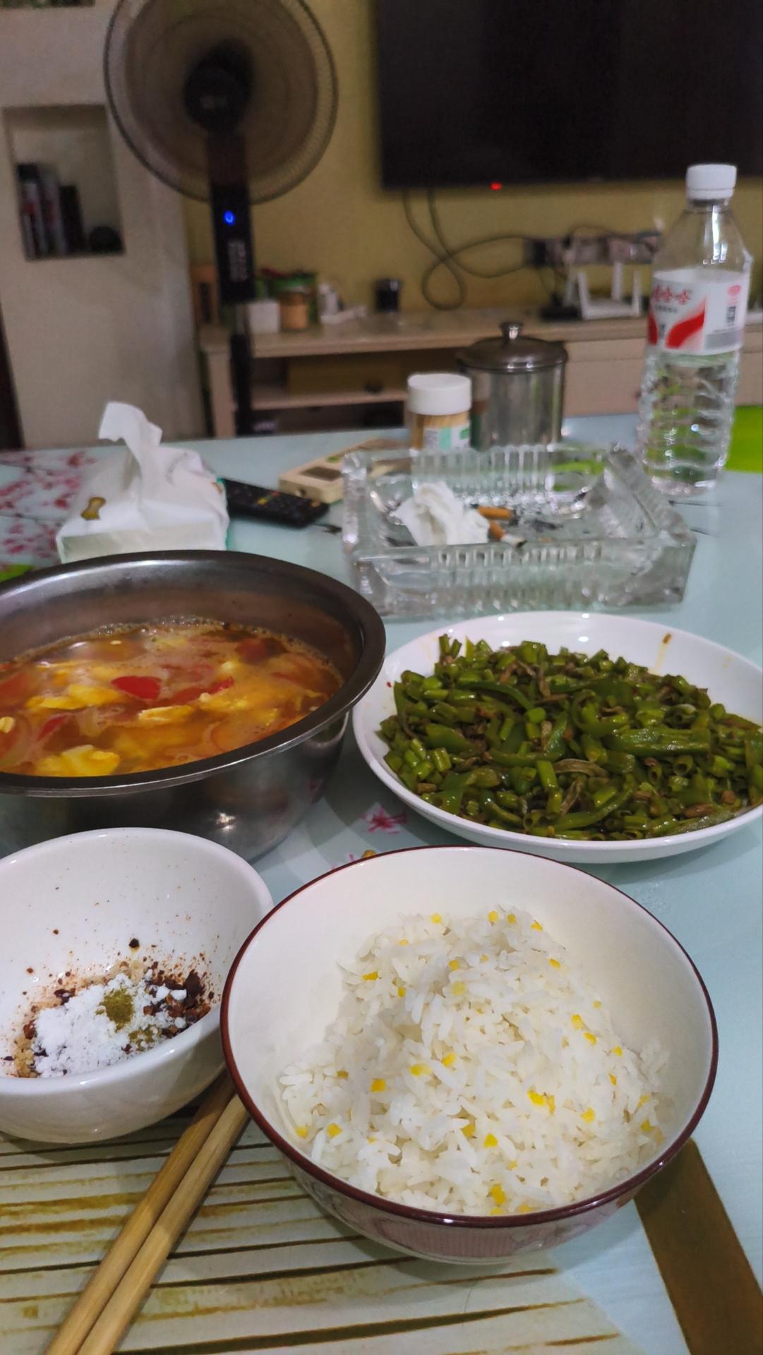 一个人也要好好吃饭，这就是生活