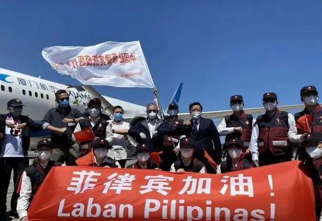 菲律宾超500万人受灾，半个国家泡进洪水，极端暴雨下，菲律宾城市基建短板暴露无遗