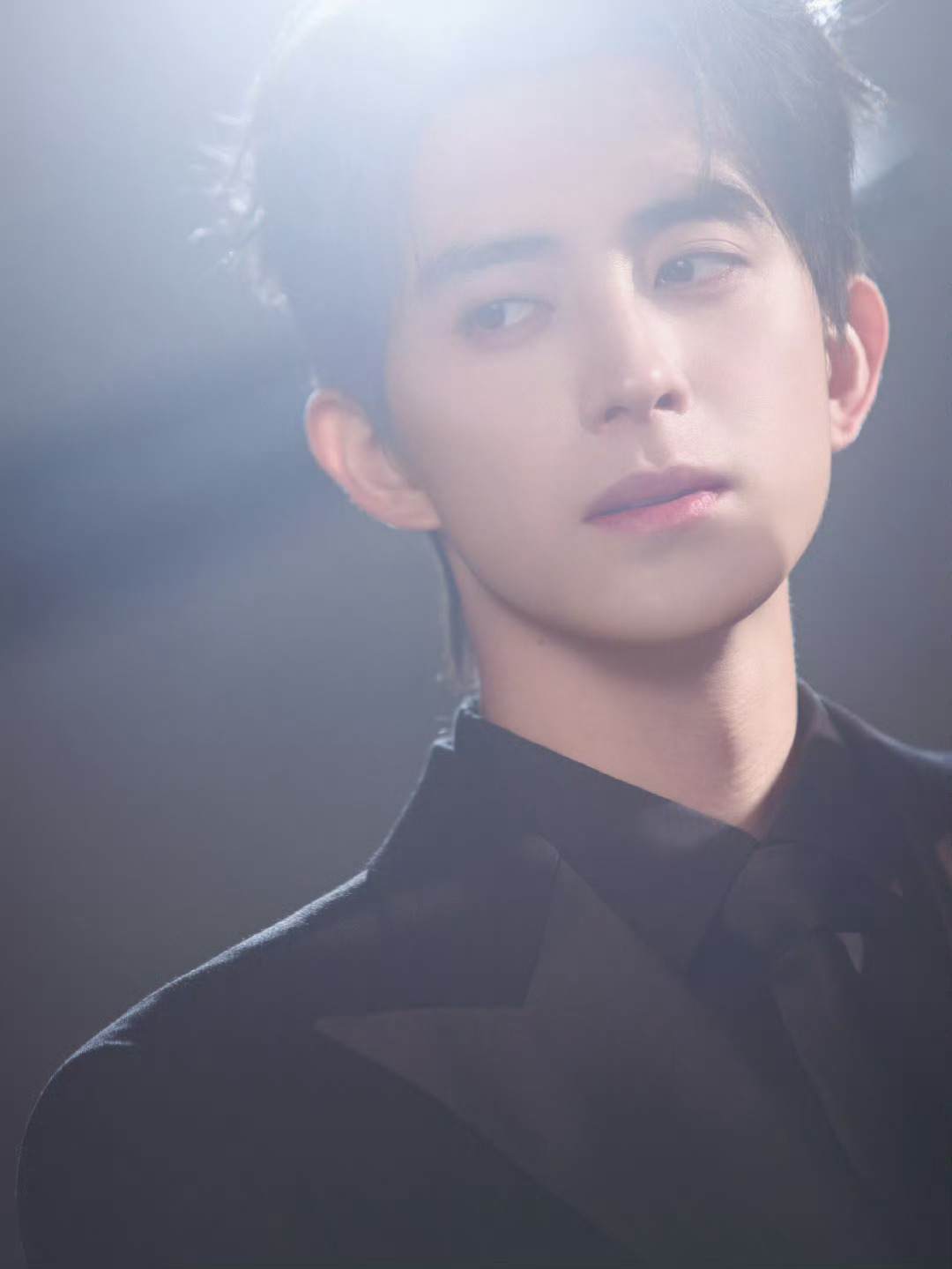 敖瑞鹏12月19日古驰美妆线下活动 