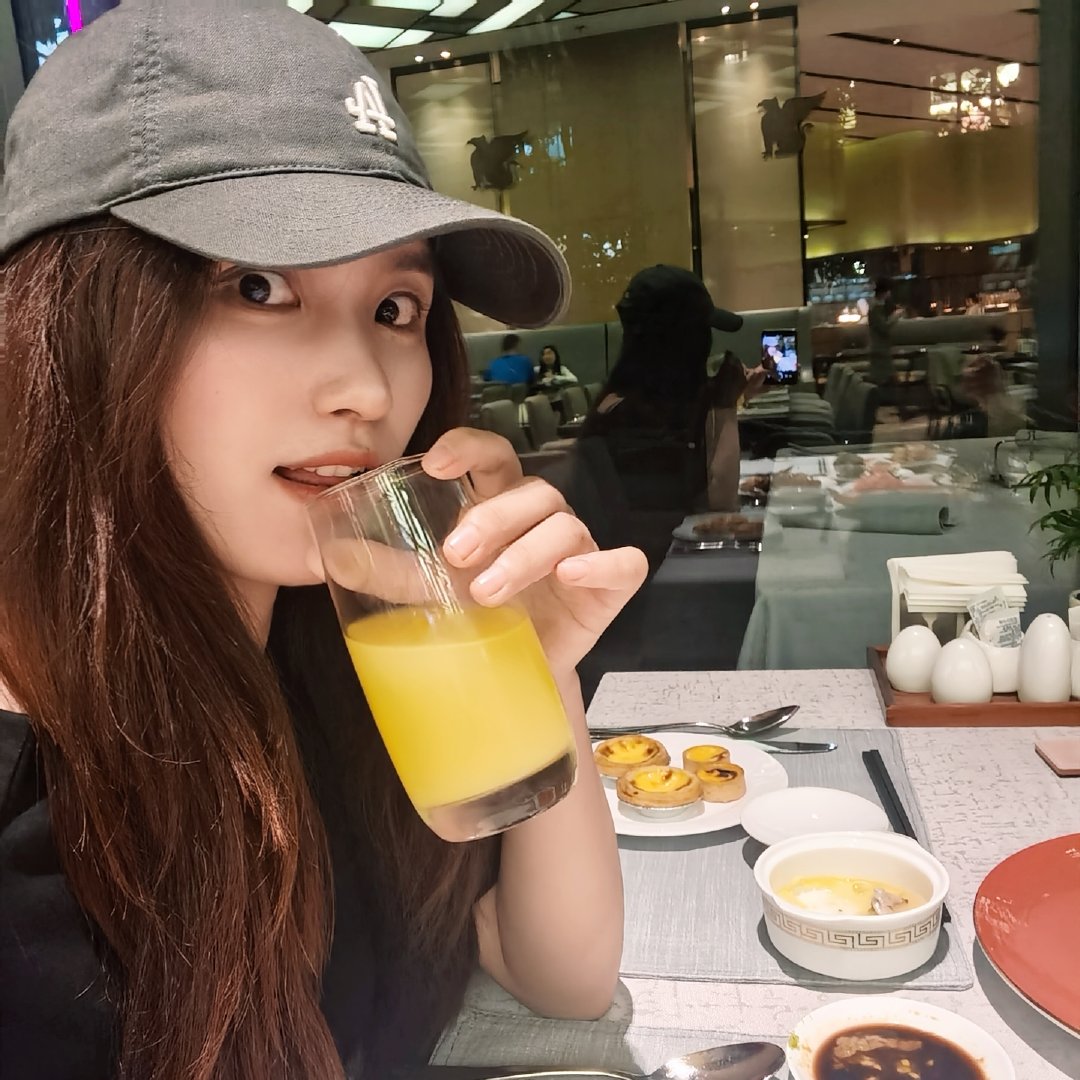 终于吃上坦克的饭了。你们晚上吃什么啦？ ​​​