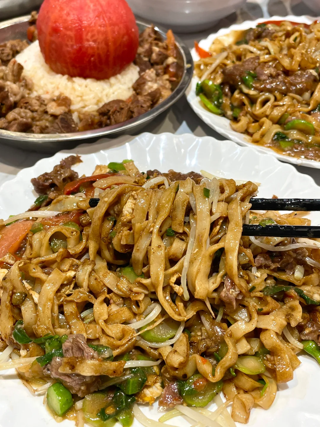 杭州！！！吃上了大大大番茄牛腩饭。。。