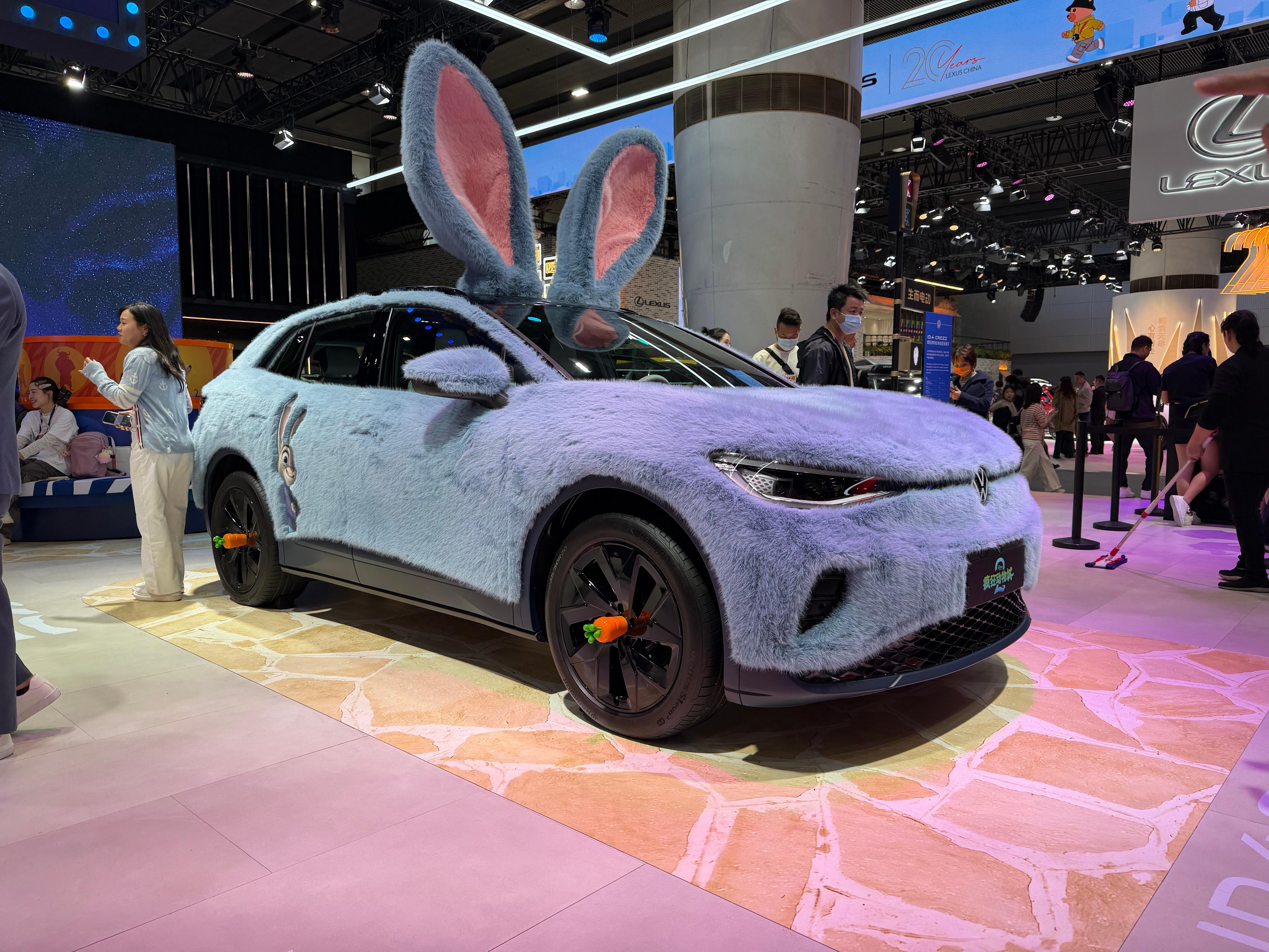 大众兔子和狐狸，毛茸茸的好可爱啊