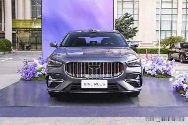 10月马上过完了，月底还有不少新车上市，盘点2台轿车和4台SUV