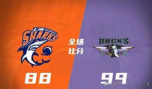 上海队怎么了？一场99-88的逆袭，让联盟第1轰然倒下！
昨晚，半决赛第二场，北