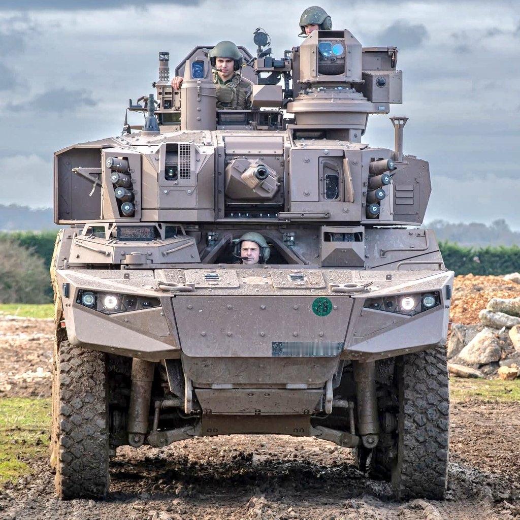 “Jaguar 105 ”是一款法国和比利时联合研制的新概念战车，于 2026 