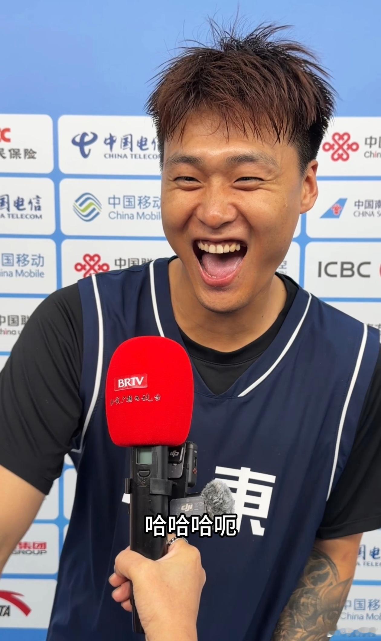 茹姐一采访，我睿贼欢乐[哈哈]全运会男篮广东战胜江苏 ​​​