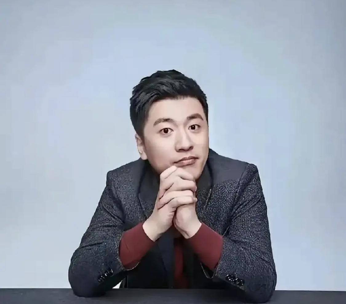 就在刚刚，

张雪峰公司发布讣告，

张雪峰老师去世，
终年41岁。

3月24