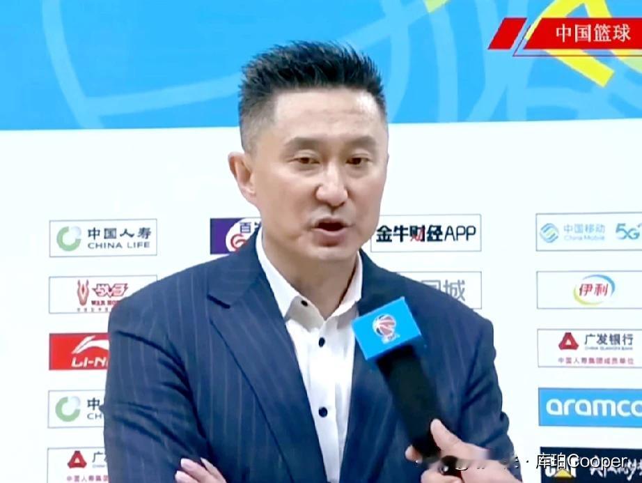 杜锋不要高兴太早，辽宁没有输给广东男篮，而是输给韩国裁判，明知道莫兰德罚篮不准，