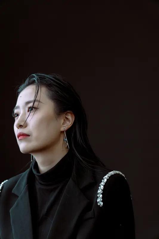 《浪姐》一公舞台上半场赛果出炉，真是几家欢喜几家愁啊！这次比赛竞争超激烈，舞台上