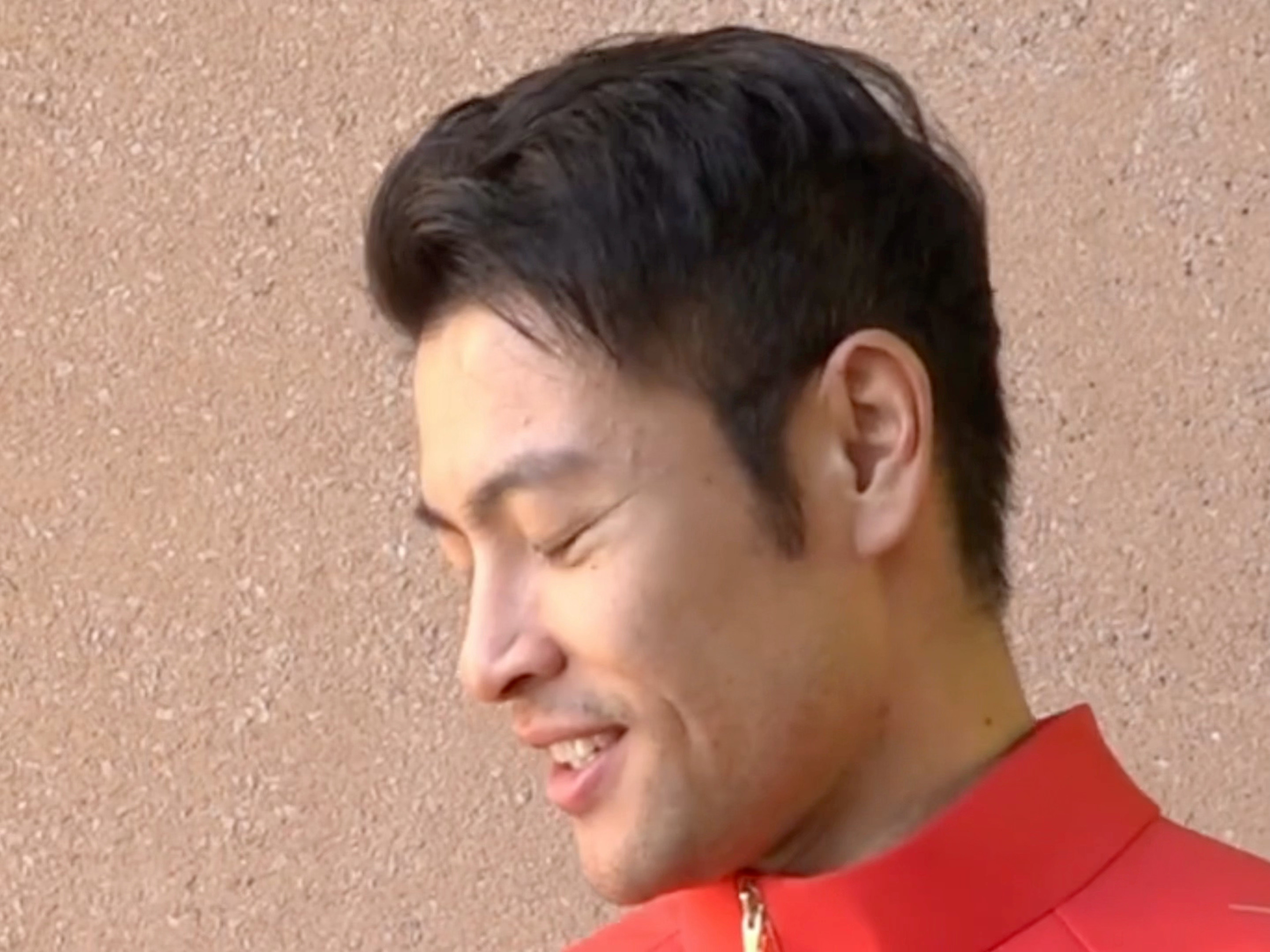 谁说我宁叔头发危了 … 我宁叔头发可老茂了～～～宁忠岩