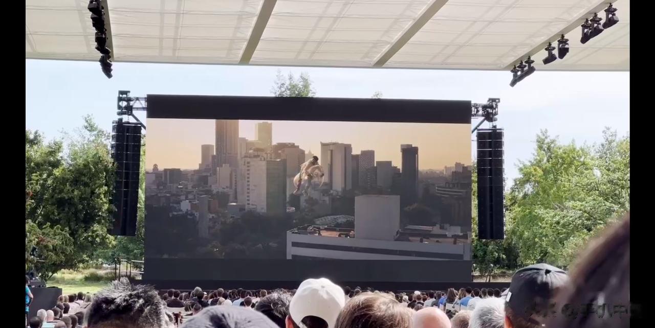 WWDC23开场，一个泡泡引发的梦想、追逐、实现。