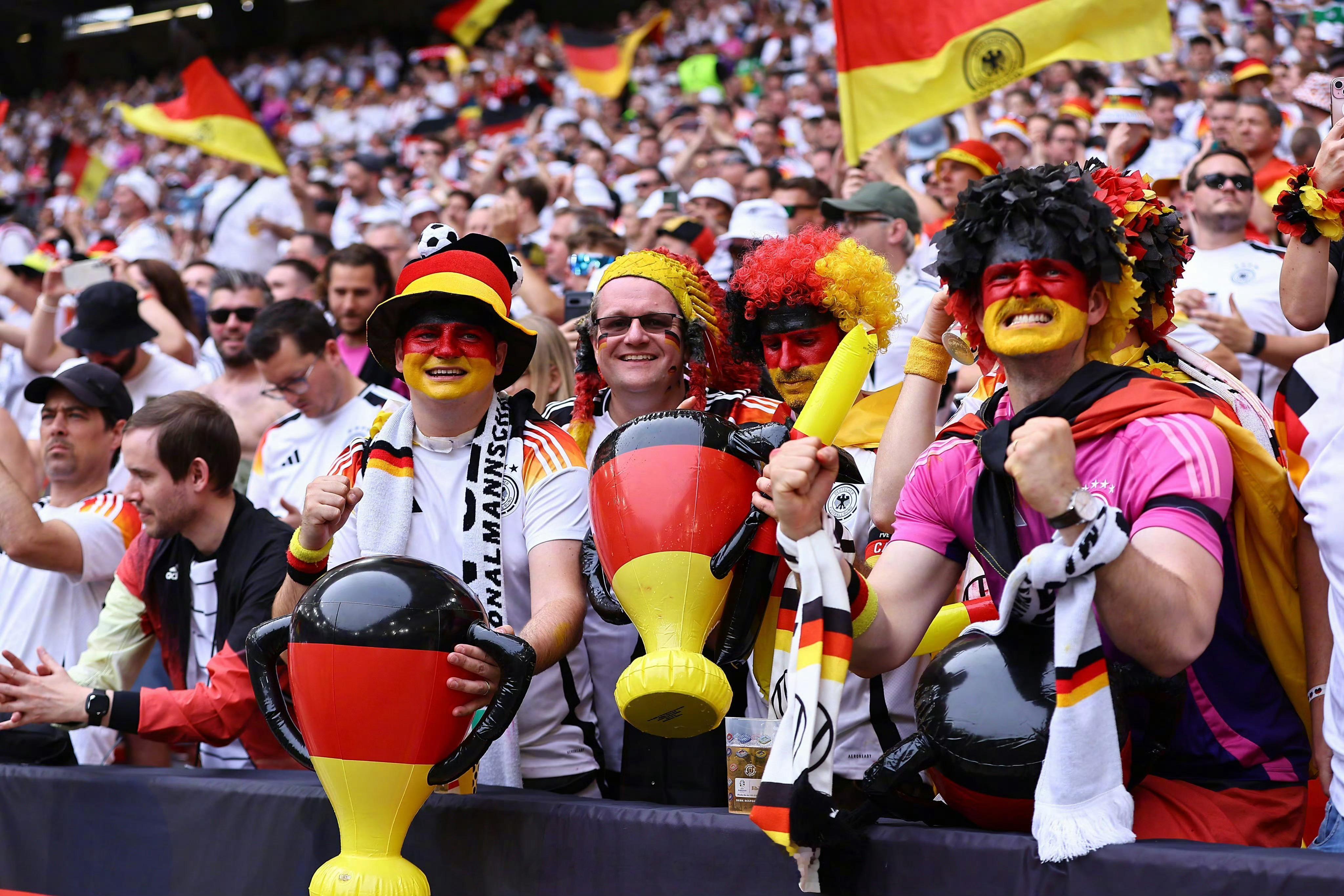 #增加骨密度最好的运动是力量训练#是这样的，肌骨关系密切，当肌肉含量和力量下降，