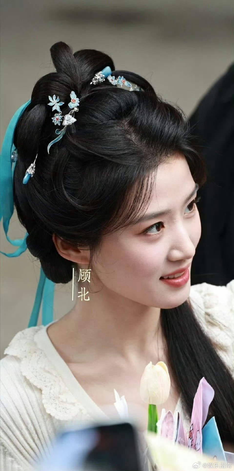 卢昱晓今日份上班怼脸生图，这状态太好了吧