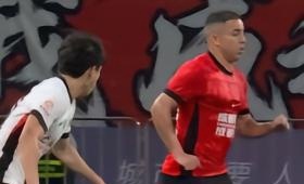 中超第13轮半场战报显示，成都蓉城主场与上海海港暂时0-0战平。上半场，主队成都