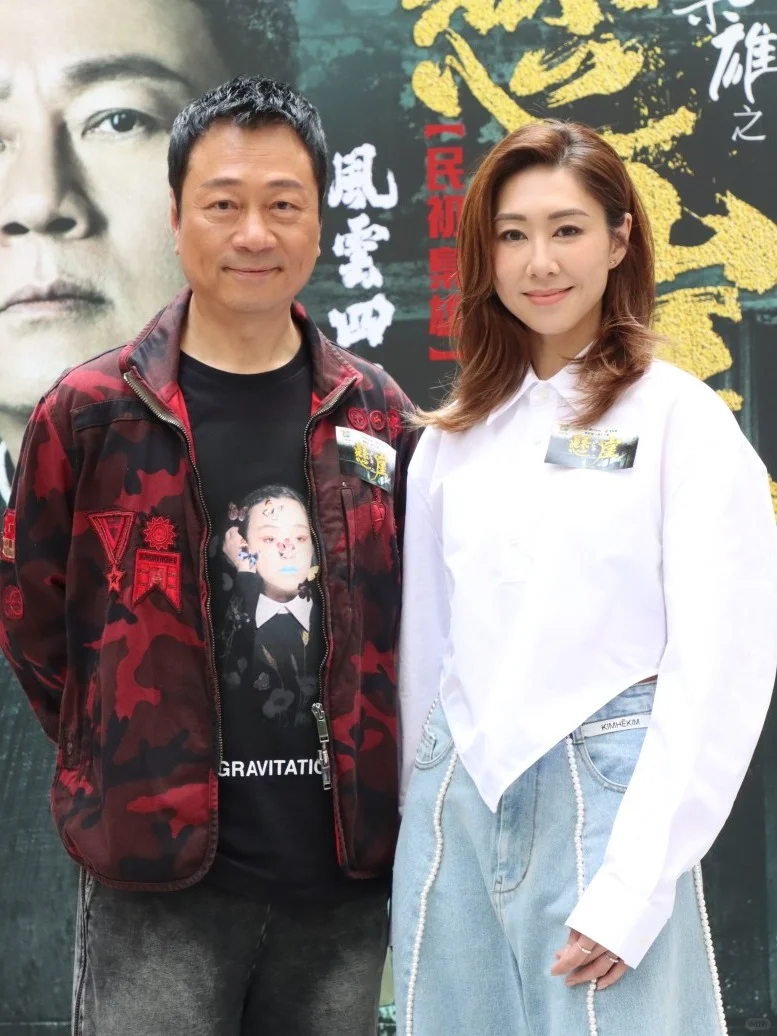 黎耀祥操心收视率，拿冠军满意了！剧透与胡定欣睡棺材 	 黎耀祥、胡定欣...