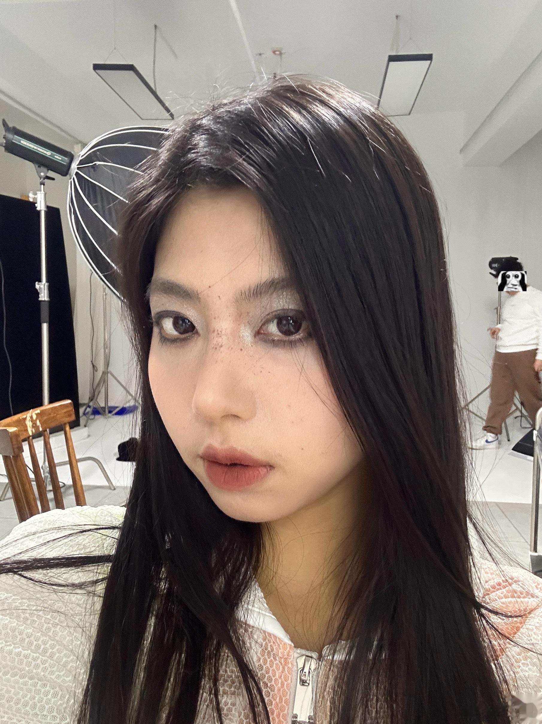 #时尚穿搭# 我的拍摄日常妆容好喜欢 ​​​