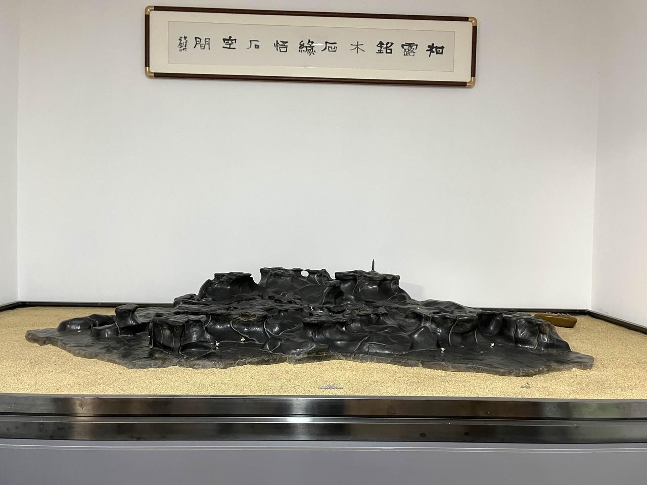 在专业的眼里
只认石头🪨从不认人[送自己一朵花]