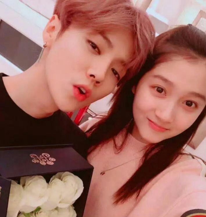 鹿晗关晓彤的最后一次互动那时候，俩人都还青涩。如今，俩人都已经经过时间的洗礼，无