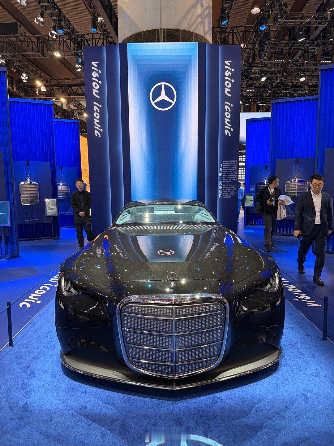 奔驰vision iconic实车，这比例太震憾了