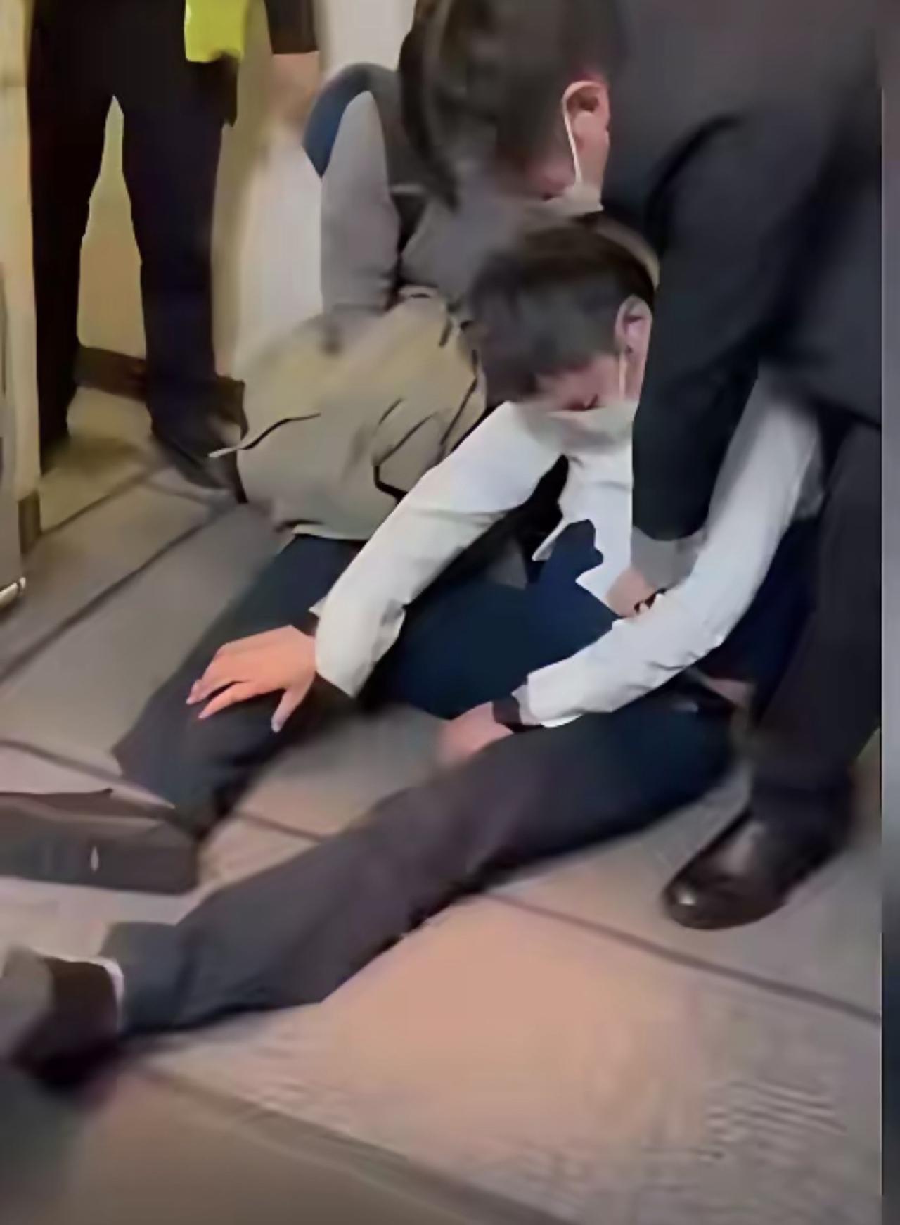 哎我去，真可真是丢人丢到国外去！国航材董事长，总设计师等6人，堂堂一群国企高管居