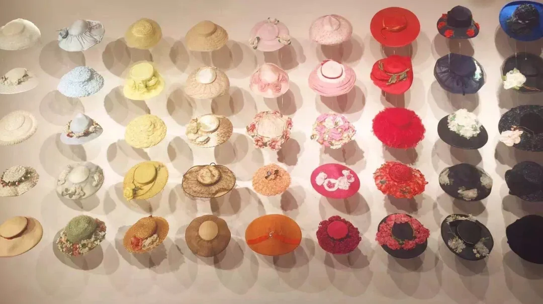 每一顶皆是穿越百年的优雅叙事