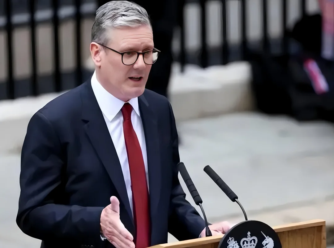 时隔八年，英国首相为何再访华？