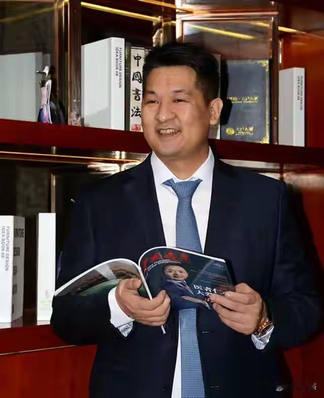 佘智江原来在2022年就已经被控制住了，也就是说，在他40岁的时候，就已经成气候