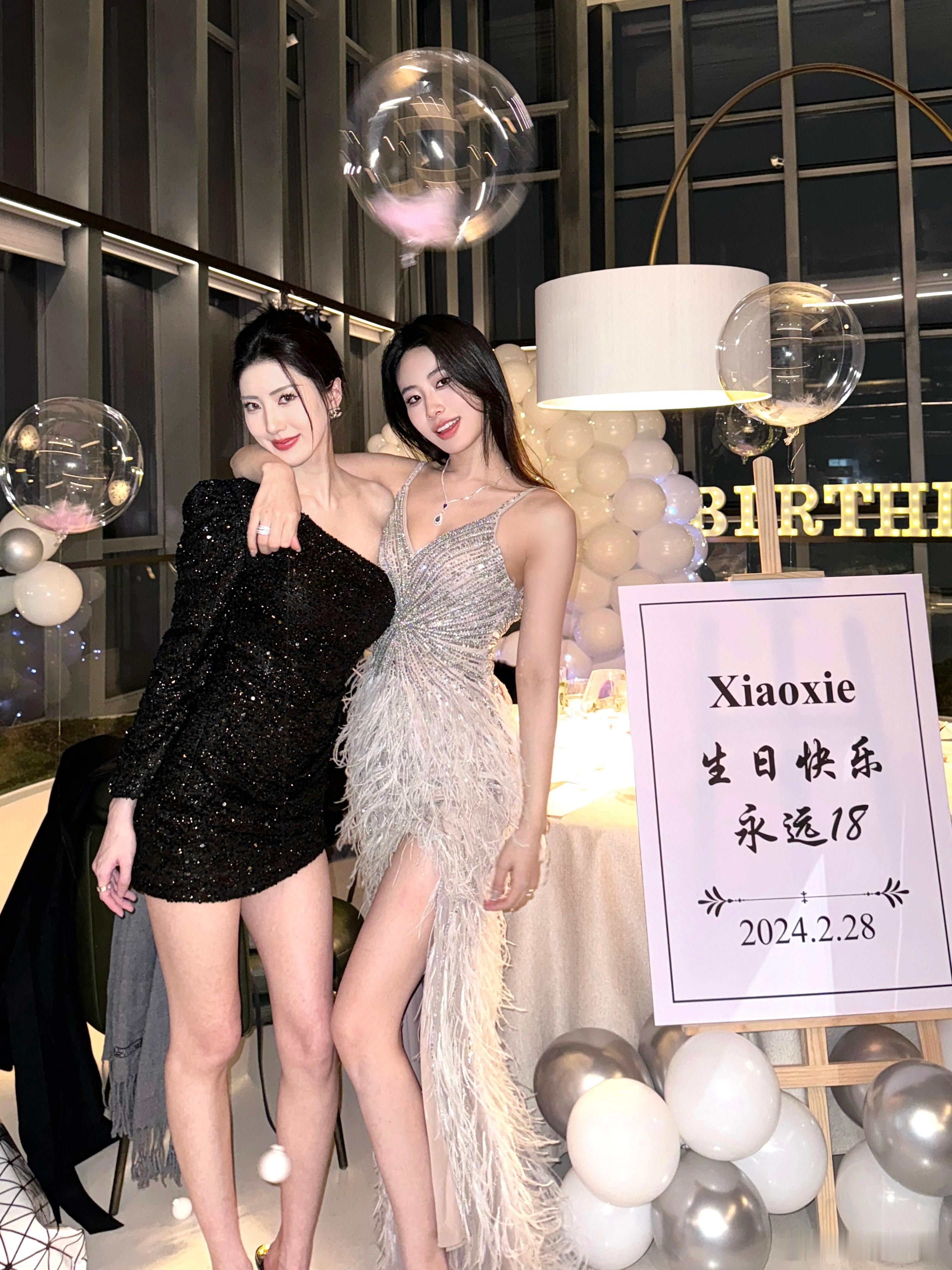 又长尾巴喽～🥰🥰住我生日快乐🎂  ​​​