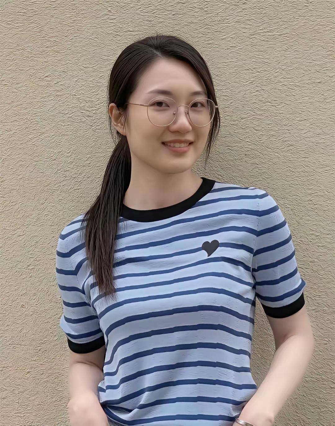 大家好，我是晨间静静流淌的光，每日分享生活智慧，更新随缘但篇篇走心；若觉得这些文